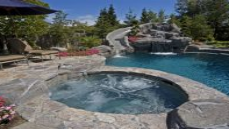 Why Hire a Swimming Pool Installation Contractor in Ozark, MO