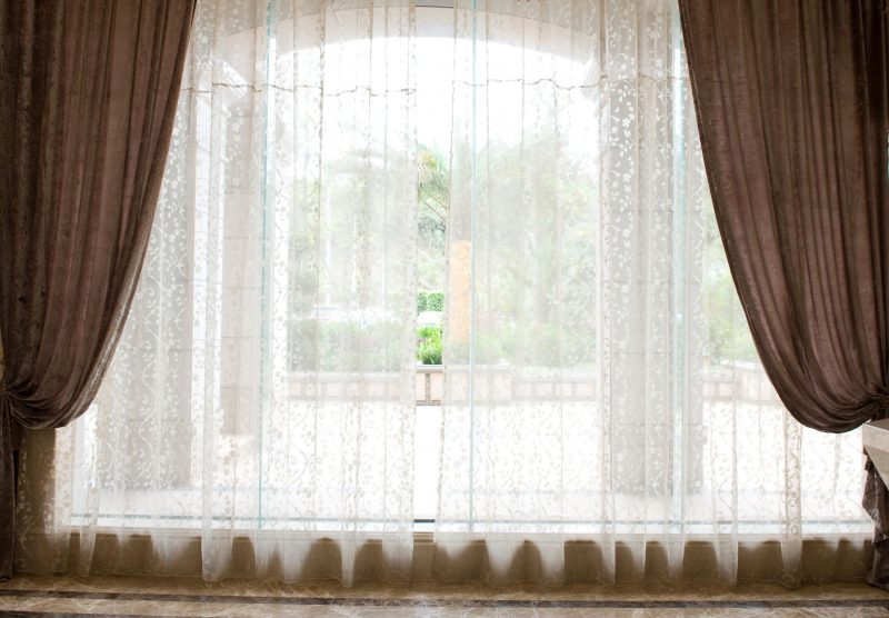 Window Drapes In Vista, CA Offer Some Nice Benefits