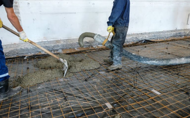 Call Residential Foundation Contractors in Hawaii When the Basement is Leaking