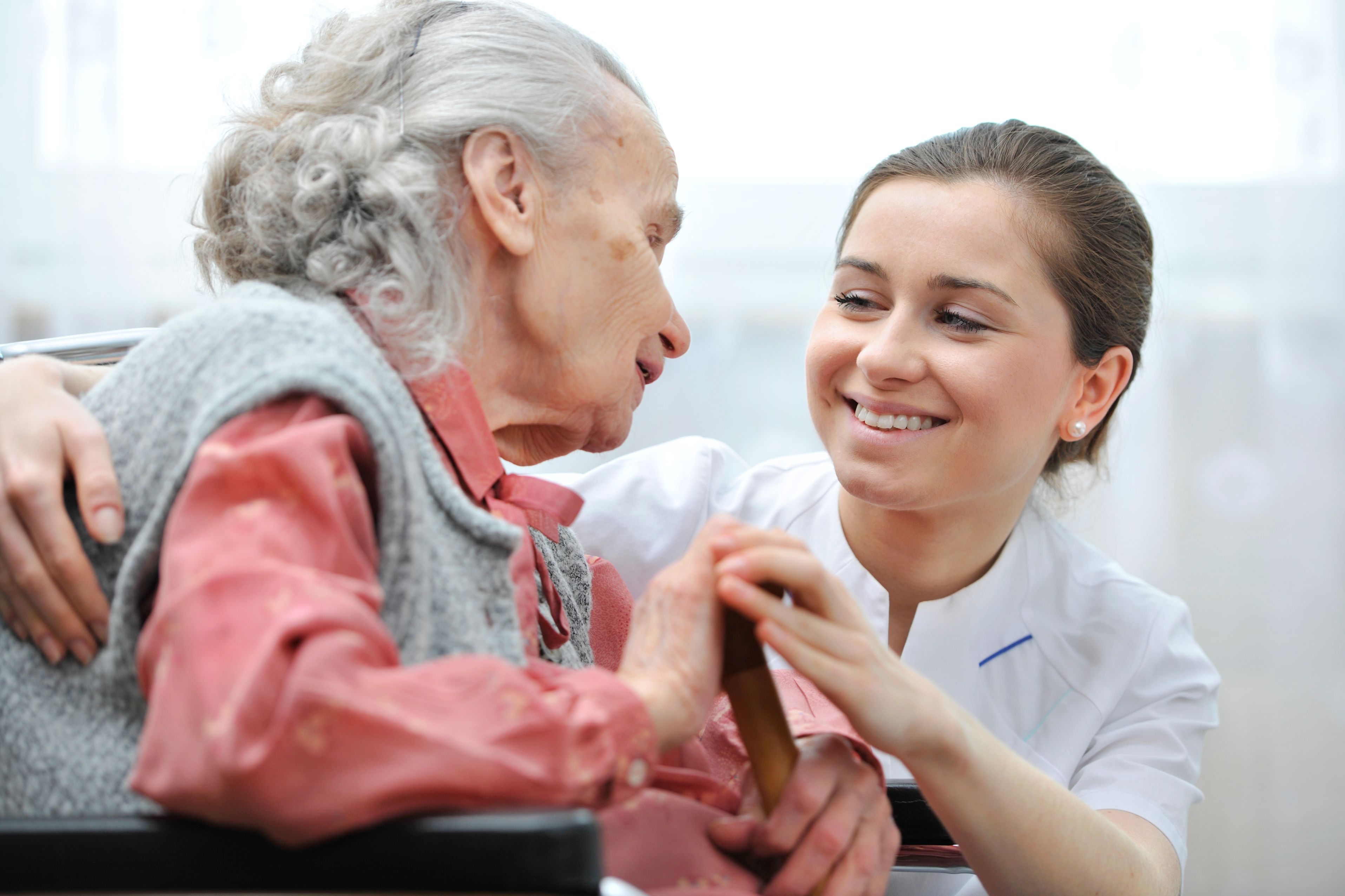 From Cozy Cottages to Spacious Apartments: Maple Valley Senior Housing at Its Best