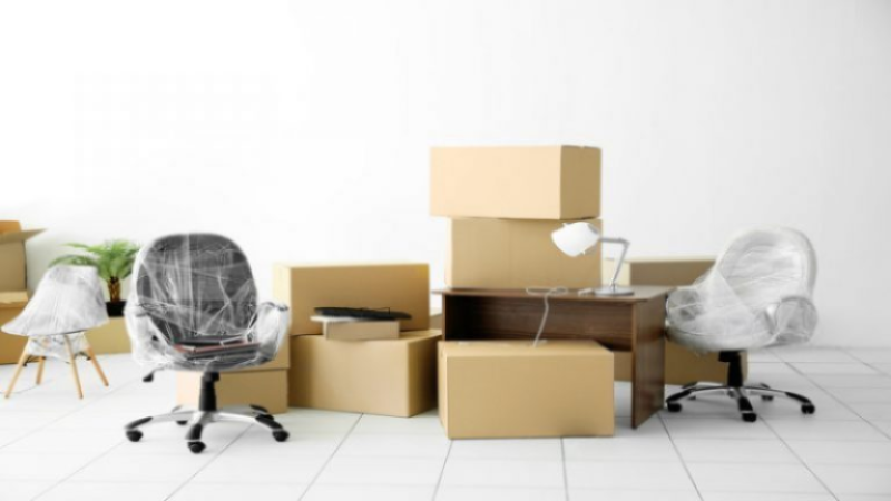 Hire Experienced Home Movers in Charlotte, NC, to Make Things Less Stressful