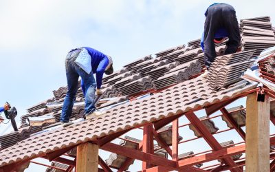 Avoid Costly Mistakes by Choosing a Professional Roofer Big Rapids Approves