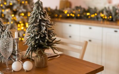 A complete guide to stress-free holiday decorations in Los Angeles, CA, so families can enjoy